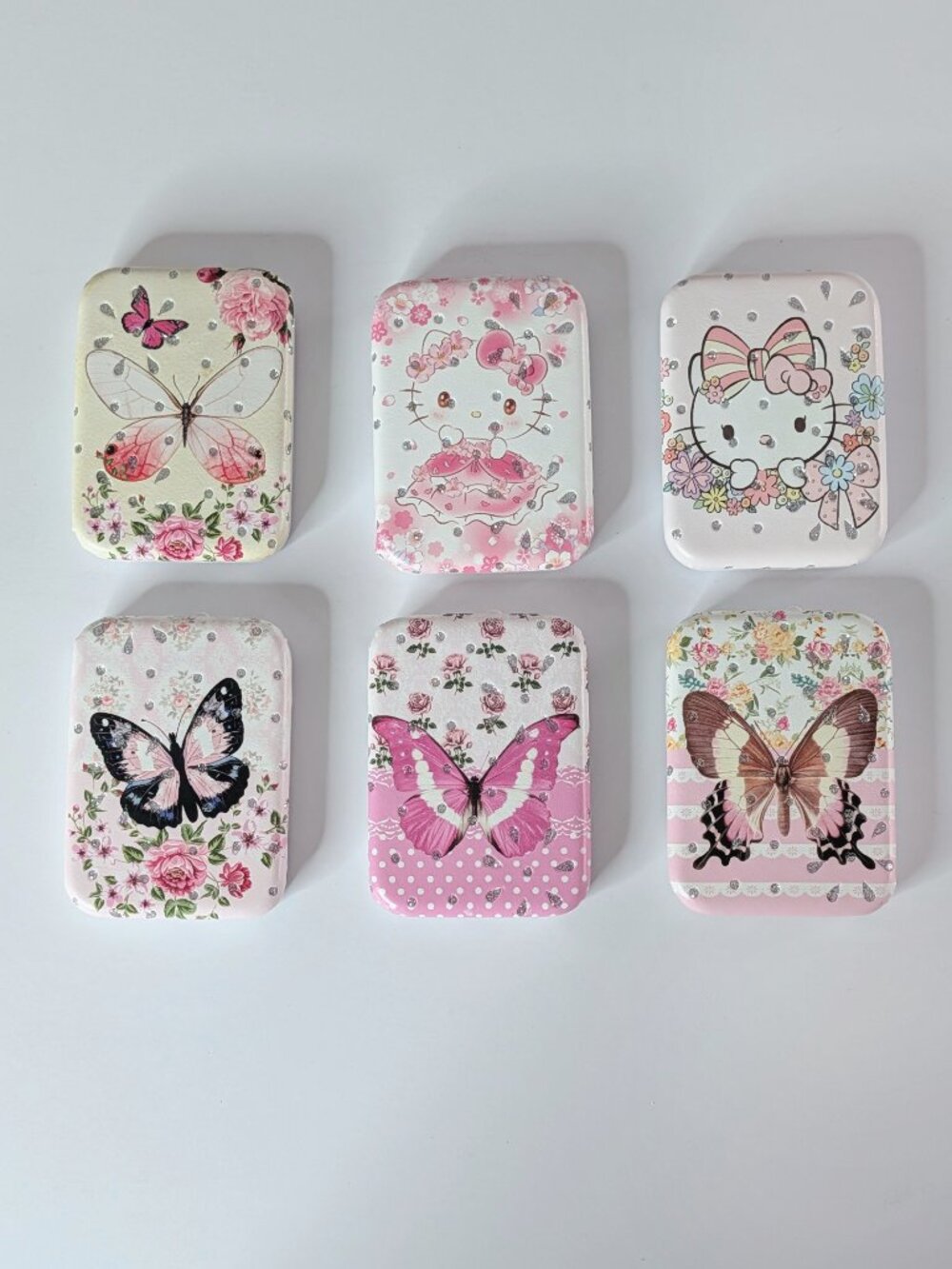 GIVEAWAY - FASHION COMPACT with Double Mirror - BUTTERFLY, CAT or RIBBON Design - Picture 2 of 3